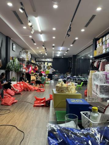 ⭐️BÁN GẤP NHÀ MẶT PHỐ TẠ HIỆN 350m2 DOANH THU 600tr/thang GIÁ 310 TỈ CÓ THƯƠNG LƯỢNG. 14859639