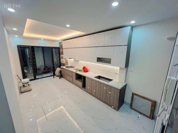 Bán nhà Đường Hoàng Mai. Diện tích 38m2, 5 tầng  Giá 7.6 tỷ . 14859971