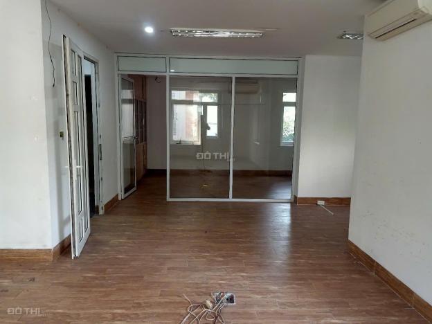 Cho thuê biệt thự KĐT  Mỹ Đình 2 180m2 4 tầng giá 38 triệu/tháng 14863601