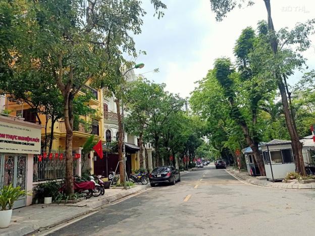 Cho thuê biệt thự Mỹ Đình 2  200M 4 tầng full nội thất giá siêu rẻ chỉ 35 triệu 14867233