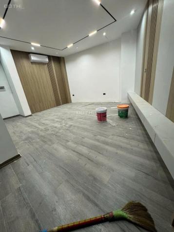 Bán nhà Mễ Trì 30m2 6 tầng thang máy cách ô tô 10m giá nhỉnh 6 tỷ 14868246