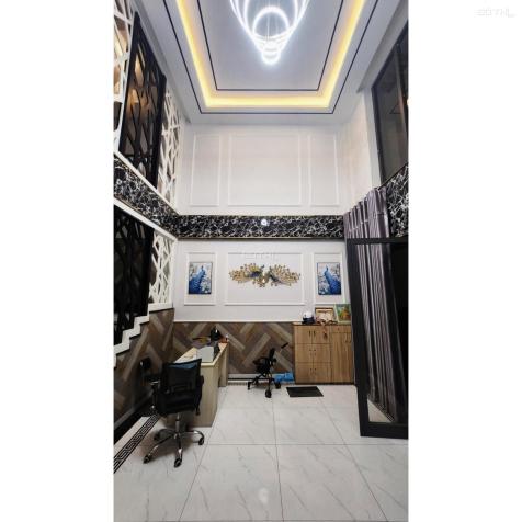 Chân dài 11 tỷ 160m2 gần CVPM Quang Trung, 5lầu, xe hơi ngủ trong nhà, 40tr/m2 đất 14868622