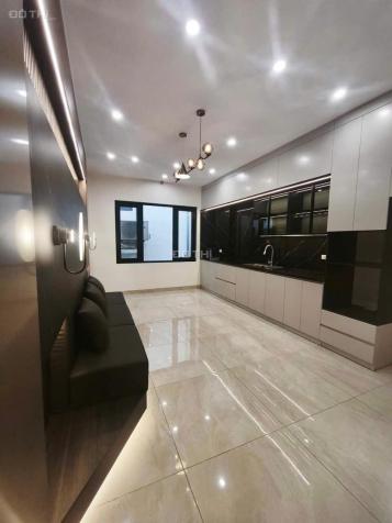 Bán nhà Mễ Trì Hạ 38m2 6 tầng thang máy nhỉnh 8 tỷ 14874289