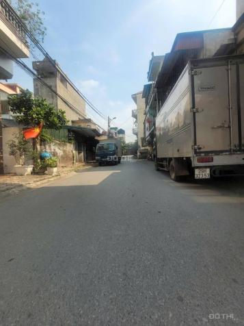 BÁN ĐẤT ĐẤU GIÁ LÒNG HỒ CẦU ĐUỐNG, YÊN VIÊN,105m2 MT 5m, OTO TRÁNH giá 9.975 tỷ lh 0986364796 14874614