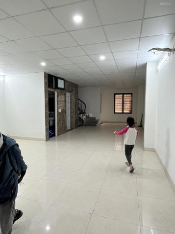 Cho thuê sàn văn phòng Văn Quán- diện tích 80 m2/tầng, sàn thông giá chỉ 8 tr/tháng 14876782