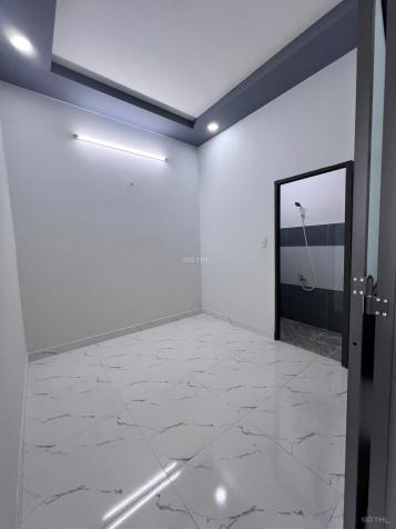 Bán gấp nhà 2 tầng gần chợ Hóc Môn, sổ hồng riêng, giá chỉ 750 triệu, vào ở ngay! 14878822