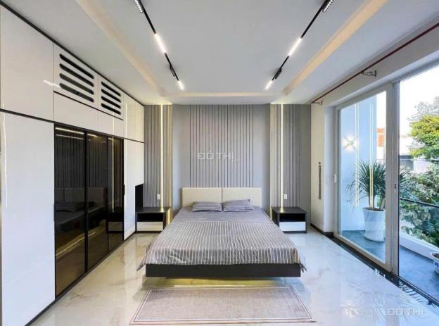 2,3TỶ TẶNG NỘI THẤT, 125m2, 3 TẦNG 3PN 3WC, SÂN RỘNG, HẺM 1/ 6M, TDM 14882214