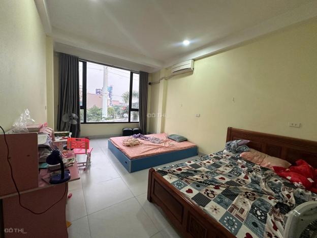 Cho thê nhà riêng Nguyễn Thanh Bình- Tố Hữu, 50 m2 x 4.5 tầng, oto đỗ cửa 14886593