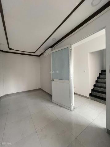 Nhà nhỏ hiếm có ngay hẻm Trường Chinh, Tân Bình 14886854
