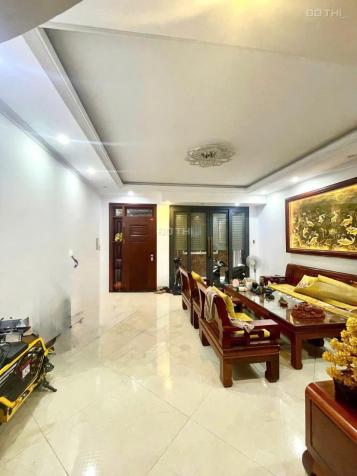 Nhà đẹp lô góc 40m 6T Thang máy Khương Trung Thanh Xuân giá 11 tỷ 14888711