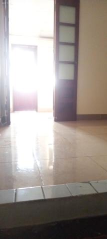 Cho thuê căn hộ riêng 3 tầng ngõ 1 Bùi Xương Trạch, ô tô đỗ sát cổng, cách phố Bùi Xương Trạch 100m 14890040