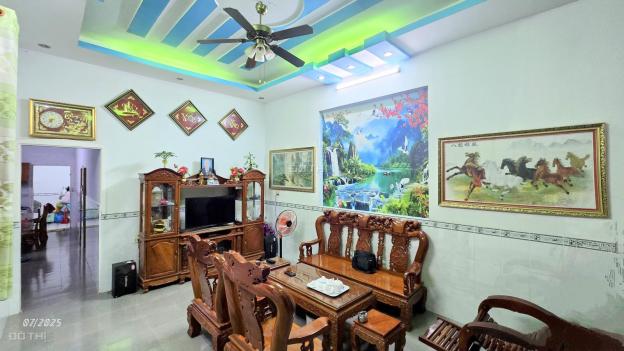 NHÀ SẠCH ĐẸP - Tường Xây 20cm Chắc Chắn - Đường Thông Xe Hơi - Phường Tân Phong, Biên Hòa, Đồng Nai 14891168