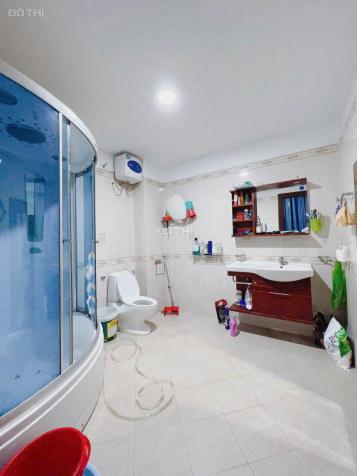 Nhà 3/2 quận 10, 100m2 nhà to rộng 6 PN 7 WC thoáng mát, phong thủy tốt 14891677