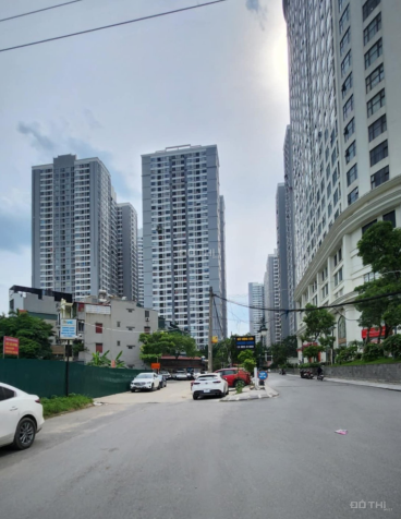 Bán nhà Lĩnh Nam thoáng, cửa ô tô tránh, nhìn sang Sunshine, chỉ 10.8 tỷ. 14892084