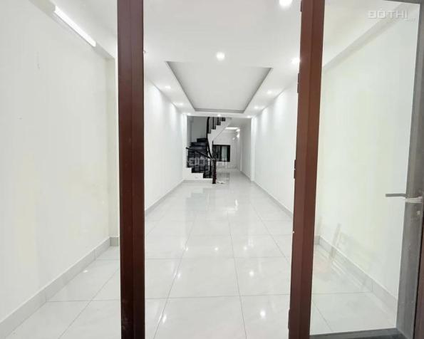 Bán nhà Lĩnh Nam thoáng, cửa ô tô tránh, nhìn sang Sunshine, chỉ 10.8 tỷ. 14892084