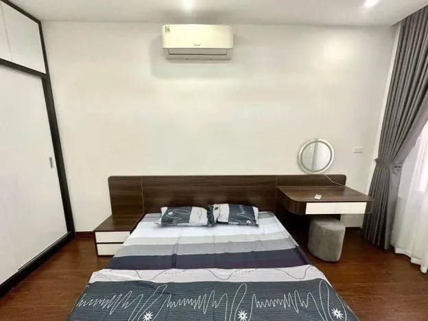 NHÀ QUAN NHÂN – 4 PHÒNG – SÂN ĐỂ XE – Ở VỪA KINH DOANH – GIÁ 6.75 TỶ! 14895897