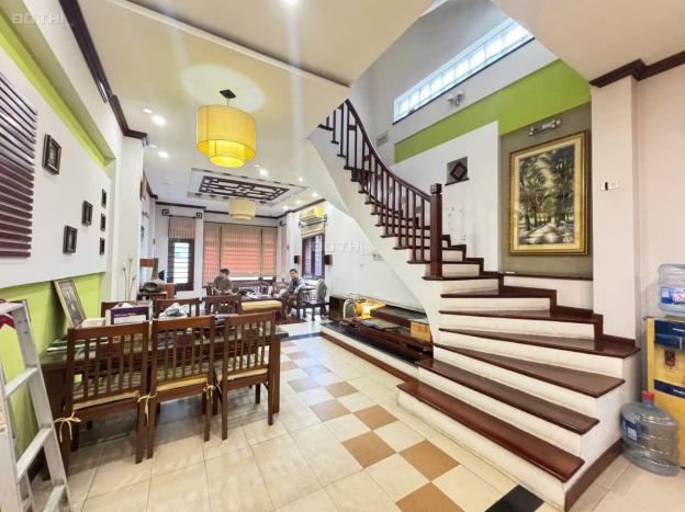 Bán nhà mặt phố Bà Triệu – 74m² x 6 tầng – lô góc – thu nhập 100tr/tháng – chỉ 68 tỷ 14899782