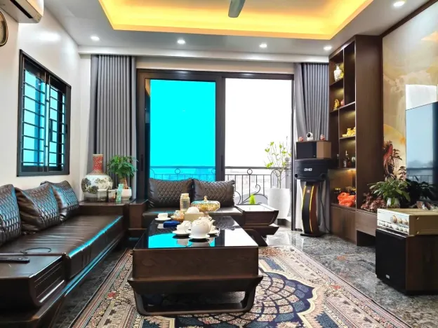 SIÊU HIẾM NHÀ PHỐ THẠCH BÀN ~14.5 TỶ 7 TẦNG THANG MÁY – NGÕ Ô TÔ – CÁCH PHỐ 20M 14901925