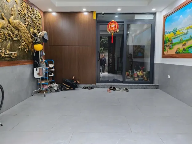 SIÊU HIẾM NHÀ PHỐ THẠCH BÀN ~14.5 TỶ 7 TẦNG THANG MÁY – NGÕ Ô TÔ – CÁCH PHỐ 20M 14901925