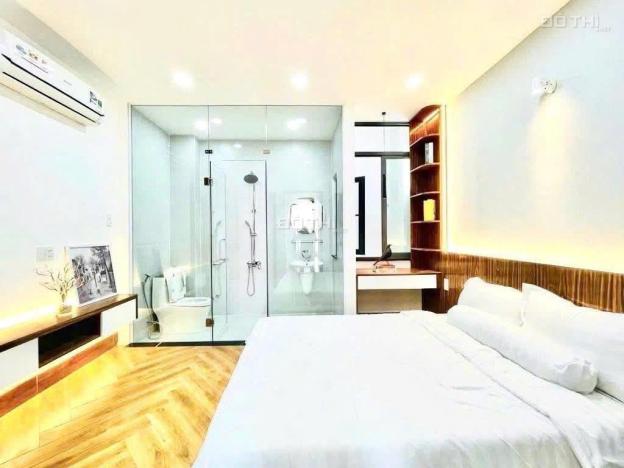 Bán gấp nhà Giá 3 tỷ550 TL, Nguyễn Đình Chiểu, phường 4 Quận 3 4 tầng đường trước nhà 5m 14910803