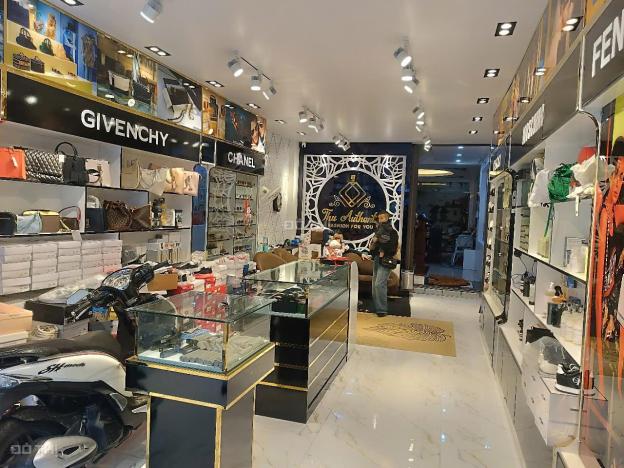 Bán nhà ngõ 193 văn cao , 81m , ngõ rộng 5m  thông thoáng 14912260