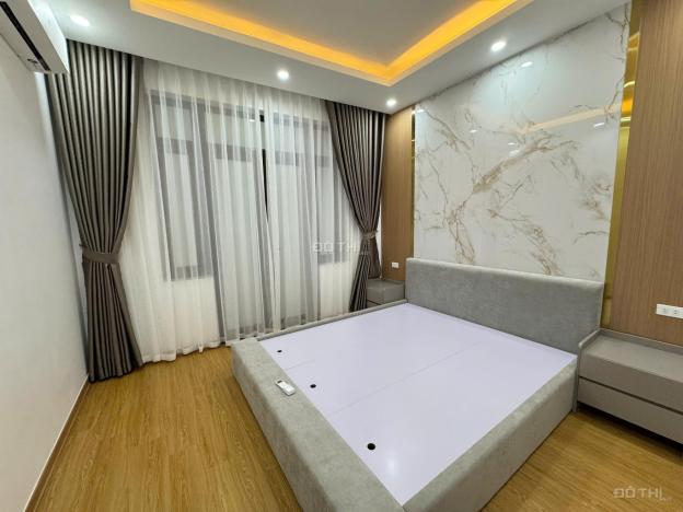 Bán gấp nhà Bùi Xương Trạch 40m2 4 tầng 3.7m mặt 12.6 tỷ 14912510