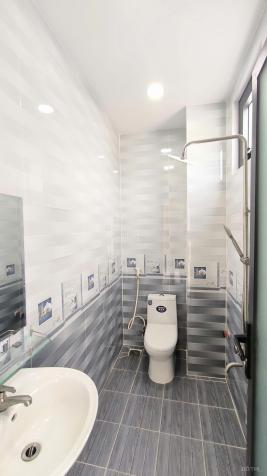 Bán nhà 1 trệt 2 lầu TT Thủ Dầu Một 14914785