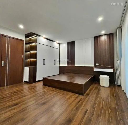 AI NHANH HƠN. NHÀ HÀNG XÓM VINHOMS RIVERSIDE, LÔ GÓC, Ô TÔ TRÁNH, GA RA Ô TÔ, THANG MÁY, GIÁ HỜI 14916273