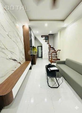 Ngõ Thông Phong - Lõi Đống Đa - 6.25 Tỷ - Nhà Đẹp 5 tầng ở luôn - 3 Ngủ 4 WC - Ngõ rộng Gần phố 14919911