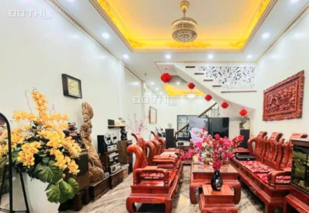 BÁN NHÀ NGỌC THỤY LONG BIÊN, GARA Ô TÔ CAMRY, TẶNG NỘI THẤT CAO CẤP, 25M RA PHỐ, GIÁ TỐT 14921977