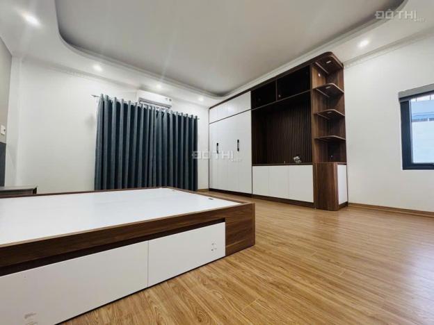 Bán nhà Nguyễn Văn Linh 6 tầng thang máy, kinh doanh, ô tô mt hơn 5m 17.3 tỷ 14922238