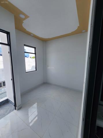 Bán nhà 1 lầu 1 trệt thiết kế đẹp 2 phòng ngủ có ban công và sân đậu xe gần chợ có nước máy 14937696